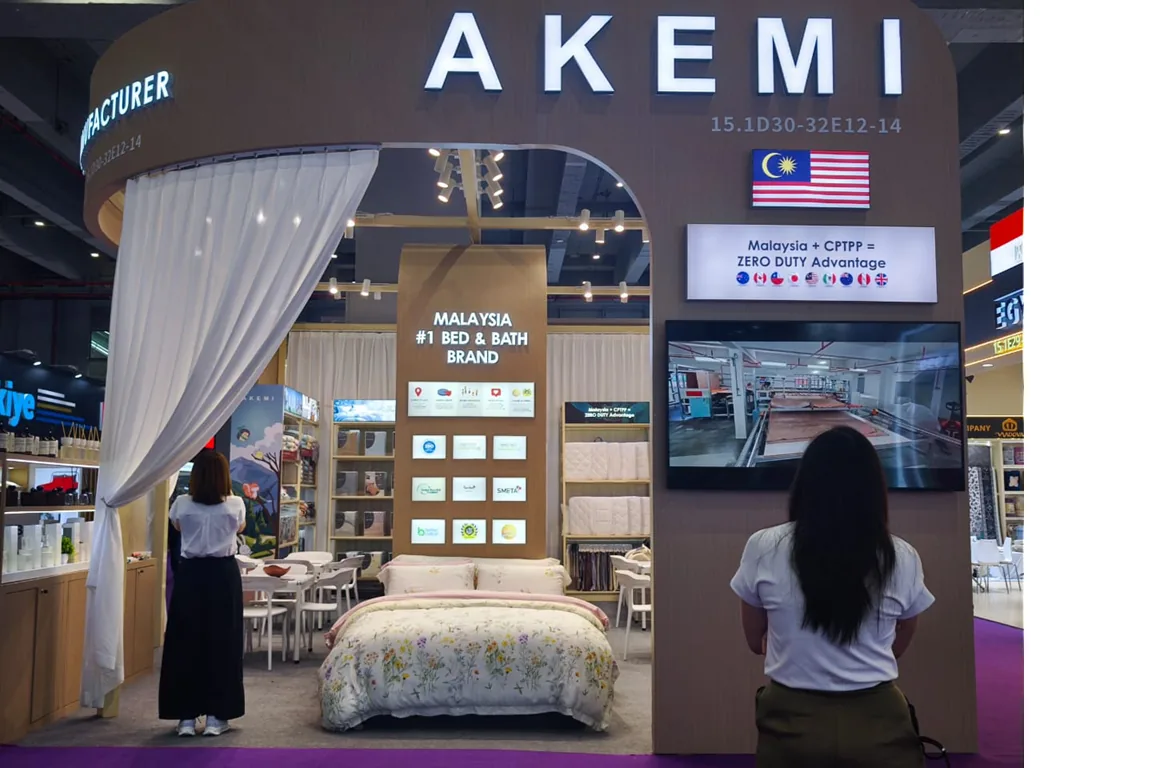 Eadeco brand presence at the Canton Fair booth